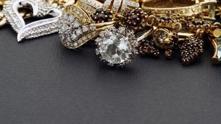 Gold wevelry buyers Jupiter Island Florida. Updated 2025